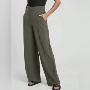 Athleta Nolita Wide Leg Pants Mountain Olive Green Size 20 Side Stripe Slacks